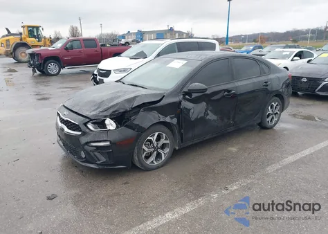 2021 Kia Forte Lxs из США, поврежденный, VIN 3KPF24AD5ME360228